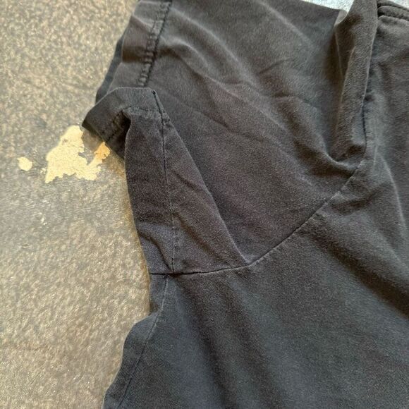 RVCA Men’s Faded Black T-Shirt Camo Graphic Logo Size Medium Standard Fit - Picture 4 of 13